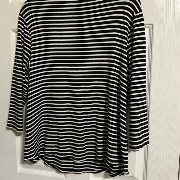 Dress Barn Established 1962 Size 1X Black And White Striped Shirt Lace Up Neck - Picture 5 of 6